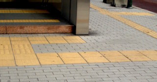 Тактильная плитка ПВХ в Балашихе - купить от 718 руб. в ТротуарнаяПлитка