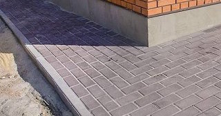 Укладка плитки на отмостку: Цена от 820 руб. в Балашихе от ТротуарнаяПлитка