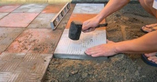Укладка тротуарной плитки на основание в Балашихе в октябре