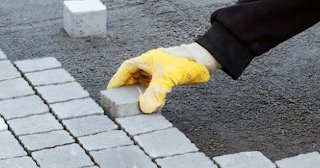 Укладка тротуарной плитки 50 на 50 в Балашихе в октябре
