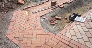 Укладка тротуарной плитки в Балашихе в октябре