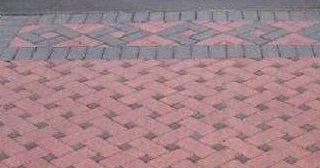 Укладка тротуарной плитки на старое бетонное основание в Балашихе в октябре