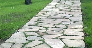 Профессиональная укладка камня на дорожки в Балашихе в октябре