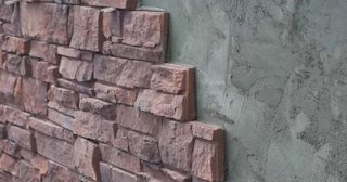 Качественная отделка цоколя фундамента снаружи в Балашихе в октябре